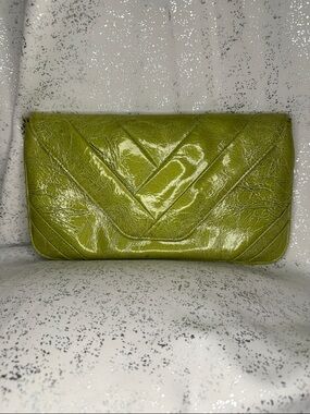 Daisy Fuentes Glossy Olive Green Patent Quilted Clutch